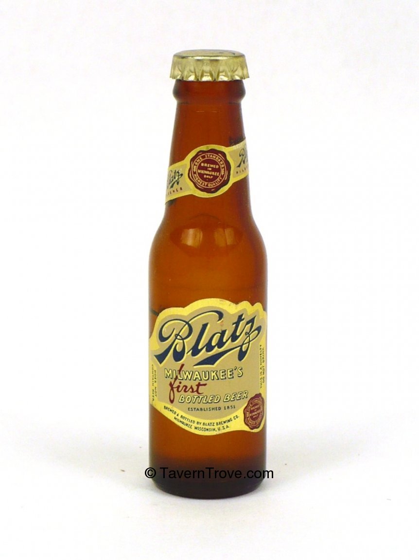 1958 Blatz Beer Bottle Running Waiter Guy Milwaukee, Wisconsin sold at  auction on 12th June