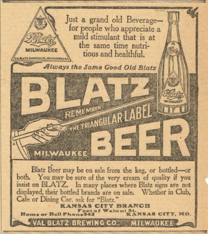 BLATZ BEER 12 OZ. FOIL PAPER LABEL BLATZ BREWING CO., MILWAUKEE