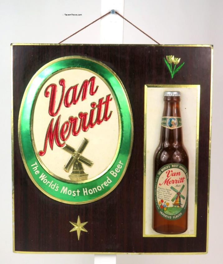 Van Merritt Beer Easel Back